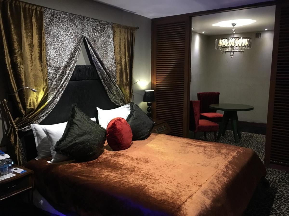 Radisson Blu Hotel Mbd Лудхиана Экстерьер фото
