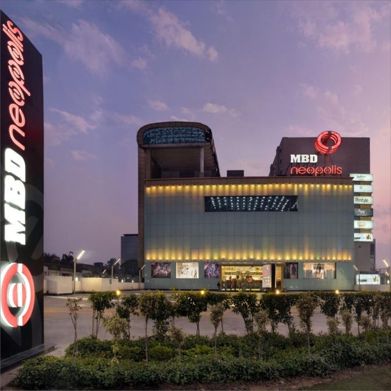 Radisson Blu Hotel Mbd Лудхиана Экстерьер фото