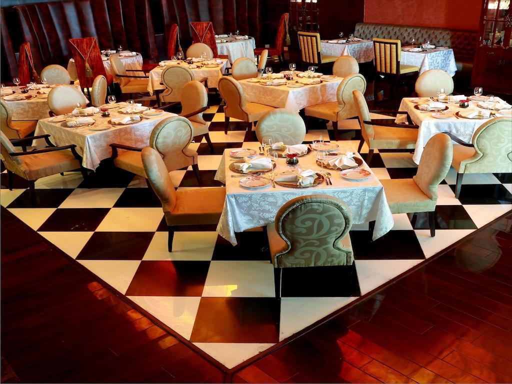 Radisson Blu Hotel Mbd Лудхиана Экстерьер фото