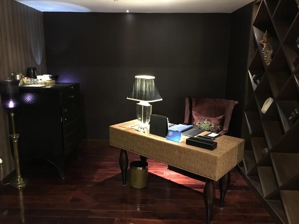 Radisson Blu Hotel Mbd Лудхиана Экстерьер фото