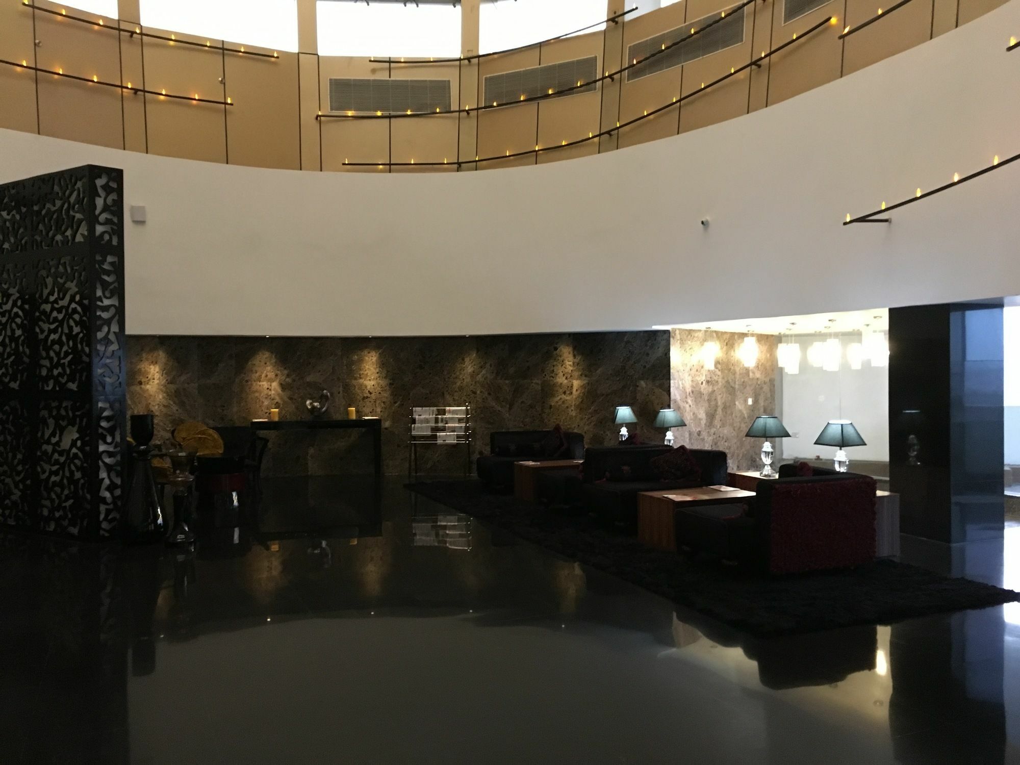 Radisson Blu Hotel Mbd Лудхиана Экстерьер фото
